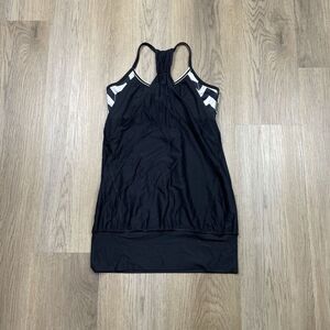 Lululemon Athletica Tank Top Womens 4 Black Chevron Racerback Shelf Bra Athletic